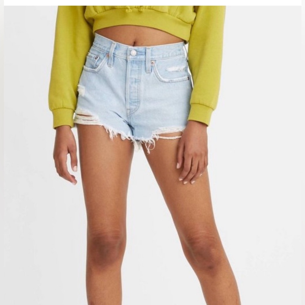 Levi’s 501 high rise women’s Jean shorts